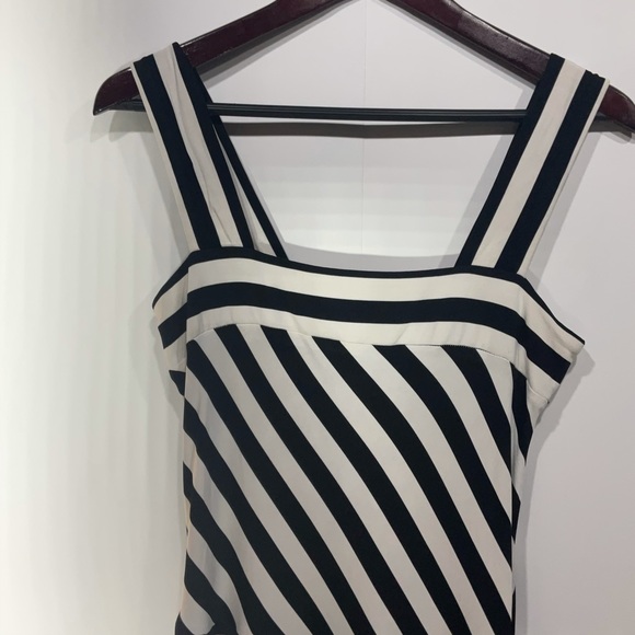 Joseph Ribkoff Dress, Sleeveless, Size: 6 - Picture 3 of 16